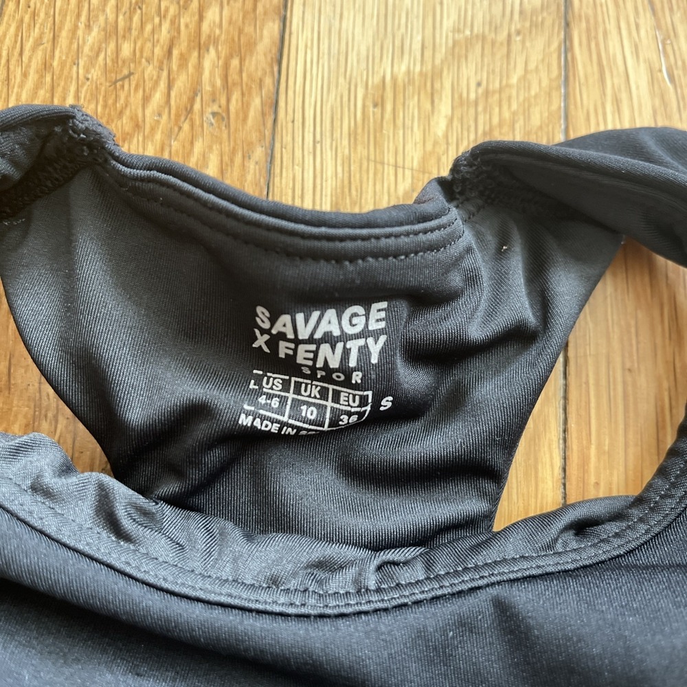 Savage X Fenty Rihanna Black Sports Bra Gym Top Workout Women's Small 4-6 - Picture 3 of 5